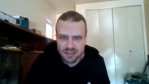 Snapshot of stockingsnfeet chatting on June 7, 12:31 pm stockingsnfeet online show from June 7, 12:31 pm