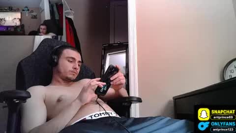 stoner394 online show from June 1, 10:55 pm