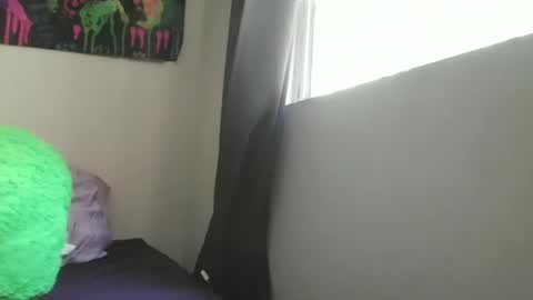 Snapshot of stoney_kiss chatting on June 23, 7:12 pm stoney_kiss online show from June 23, 7:12 pm