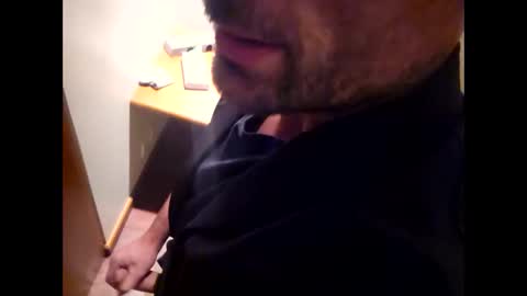 Snapshot of stopshottttt chatting on November 5, 6:30 pm stopshottttt online show from November 5, 6:30 pm
