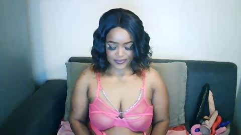 Snapshot of stormie955 chatting on December 18, 2:53 am stormie955 online show from December 18, 2:53 am