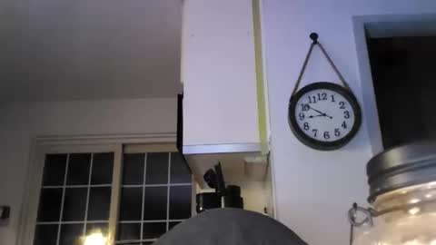 Snapshot of stormynorm14 chatting on November 9, 1:48 am stormynorm14 online show from November 9, 1:48 am
