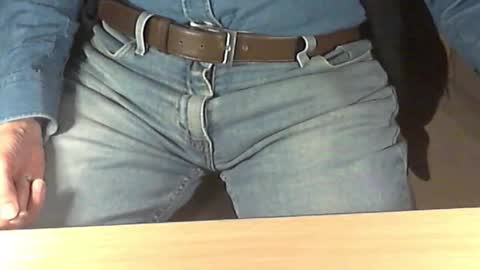 Dave online show from December 13, 8:36 pm