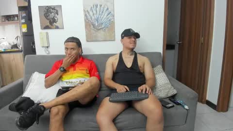 Snapshot of straight__friends chatting on May 30, 1:41 pm straight__friends online show from May 30, 1:41 pm