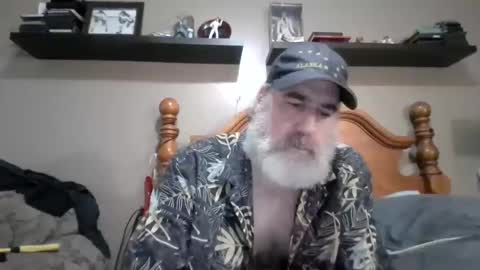 Straightbear4you online show from September 13, 10:09 pm