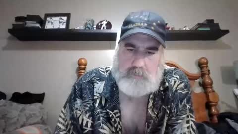 Straightbear4you online show from September 29, 10:25 pm