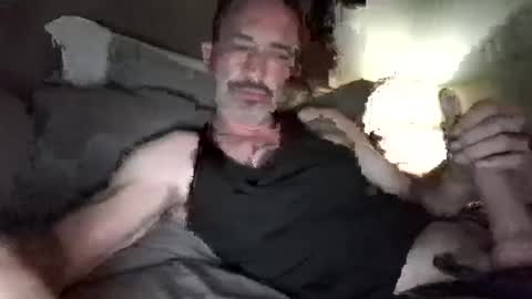 Snapshot of straighthungmarriedman chatting on July 21, 1:30 am straighthungmarriedman online show from July 21, 1:30 am
