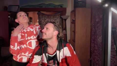 Cowboy Zuhly online show from December 22, 5:59 am