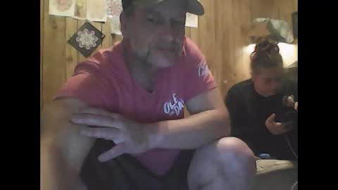 Snapshot of straightmaletouse chatting on May 8, 6:19 am straightmaletouse online show from May 8, 6:19 am