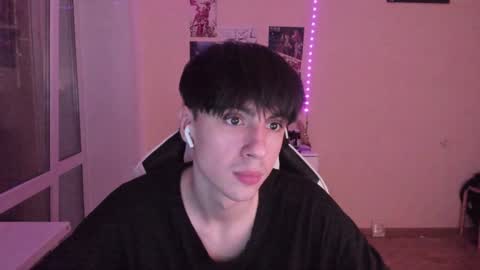 Ray online show from December 4, 1:47 am