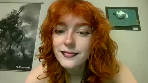 strawb3rrymilkk online show from January 17, 11:30 pm