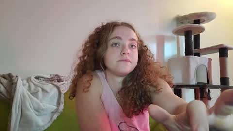 Strawberrylotsacake online show from September 9, 12:59 pm