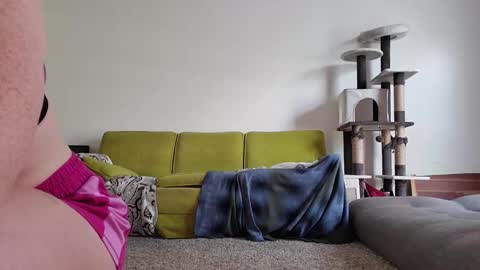 Strawberrylotsacake online show from September 14, 2:38 pm