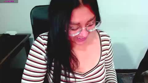 strawlux online show from February 21, 2:34 am