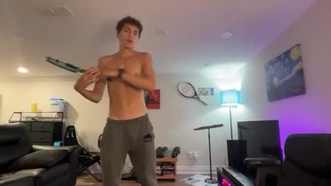 Snapshot of stretchcone1 chatting on November 10, 12:42 am Stretch online show from November 10, 12:42 am