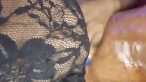 stretchmarksebony online show from November 30, 7:23 am