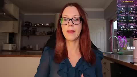 Amorina online show from October 14, 9:21 am