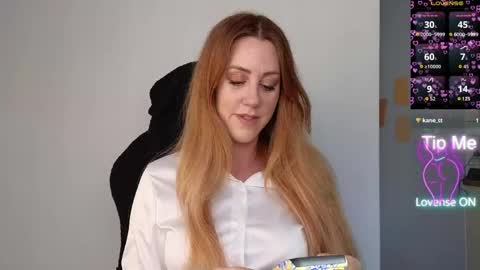 Snapshot of stripmequick chatting on May 19, 6:14 pm Amorina online show from May 19, 6:14 pm