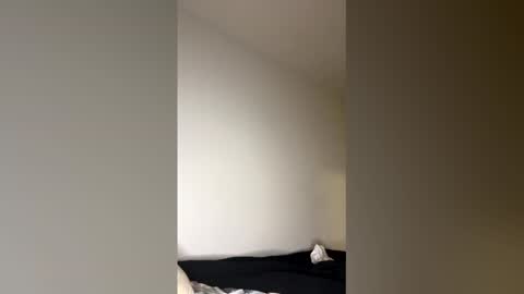 stripperofficial online show from March 3, 1:01 am