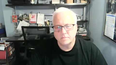 Snapshot of strkgforyou chatting on September 15, 9:37 pm Stroking For You online show from September 15, 9:37 pm