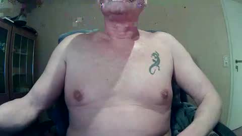 Snapshot of strohnahohn2023 chatting on January 13, 7:52 pm Thomas online show from January 13, 7:52 pm