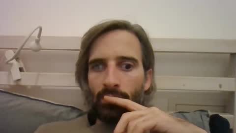 Snapshot of stroke1 chatting on December 2, 5:37 am stroke1 online show from December 2, 5:37 am