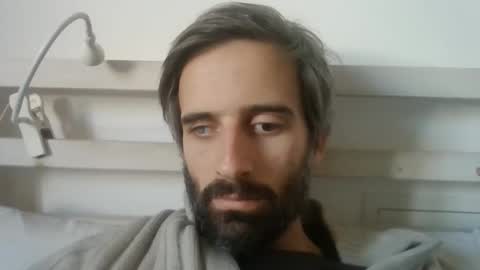 Snapshot of stroke1 chatting on March 3, 10:06 am stroke1 online show from March 3, 10:06 am