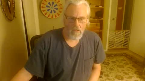 Snapshot of stroknpoker chatting on June 5, 7:47 am stroknpoker online show from June 5, 7:47 am