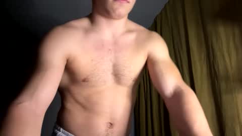 Snapshot of strong_baby chatting on October 21, 7:14 pm Strong Baby online show from October 21, 7:14 pm