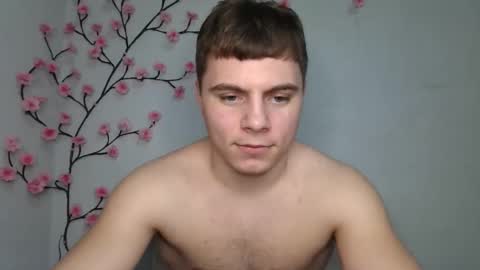 Snapshot of strong_baby chatting on February 6, 9:07 pm Strong Baby online show from February 6, 9:07 pm