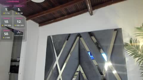 Snapshot of strong_girl_ chatting on February 9, 11:03 am Alexa online show from February 9, 11:03 am