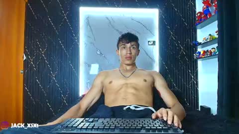 Snapshot of strong_jackxxx chatting on August 4, 3:53 am Daddy Jack online show from August 4, 3:53 am