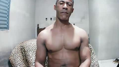 strongdaddyfantastic online show from April 15, 3:30 pm