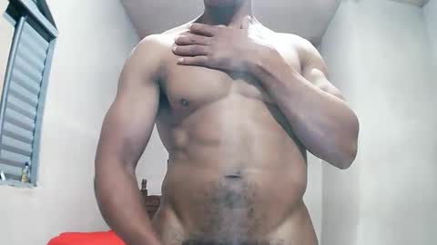 Snapshot of strongdaddyfantastic chatting on June 11, 12:32 am strongdaddyfantastic online show from June 11, 12:32 am