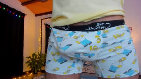 Snapshot of strosa_ chatting on December 4, 10:19 pm strosa_ online show from December 4, 10:19 pm