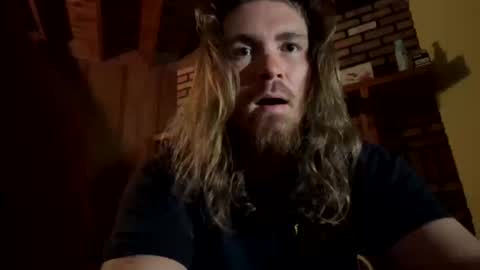 Snapshot of strumie3534336684 chatting on October 19, 2:23 am strumie3534336684 online show from October 19, 2:23 am