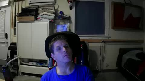 Snapshot of stturbo chatting on December 19, 1:12 am stturbo online show from December 19, 1:12 am