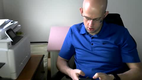 stuart_scotland online show from March 5, 9:27 am