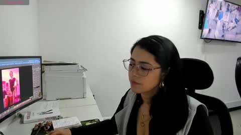 studcb_ online show from November 11, 3:45 pm