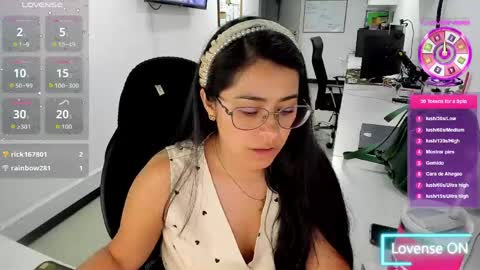 Snapshot of studcb_ chatting on May 27, 2:30 am studcb_ online show from May 27, 2:30 am
