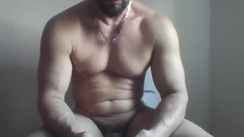 Snapshot of studdotcom chatting on April 25, 10:07 am Ero online show from April 25, 10:07 am