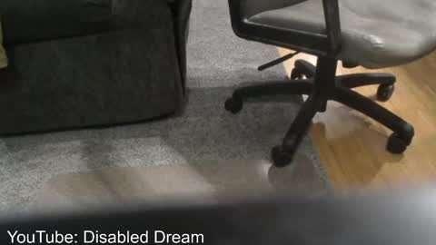 Snapshot of studforfun1989 chatting on February 10, 9:47 am Studforfun1989 Disabled Dream online show from February 10, 9:47 am