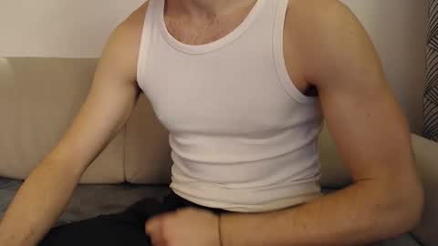 Stud From Paris online show from March 8, 5:39 pm