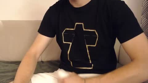 Snapshot of studfromparis chatting on July 7, 6:45 pm Stud From Paris online show from July 7, 6:45 pm