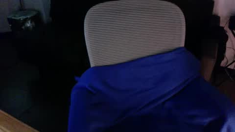 studmuffin_420 online show from October 7, 6:10 am