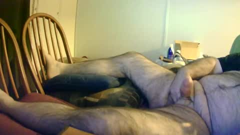 Snapshot of stugots42 chatting on December 21, 9:44 am stugots42 online show from December 21, 9:44 am