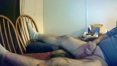 Snapshot of stugots42 chatting on January 23, 2:02 am stugots42 online show from January 23, 2:02 am