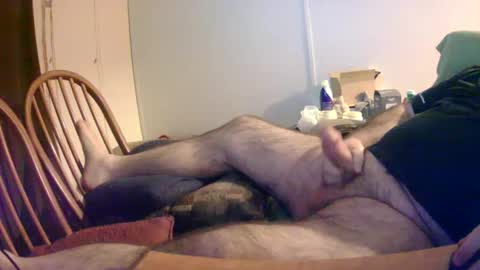 Snapshot of stugots42 chatting on February 20, 4:39 am stugots42 online show from February 20, 4:39 am