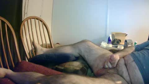 Snapshot of stugots42 chatting on March 4, 9:22 pm stugots42 online show from March 4, 9:22 pm