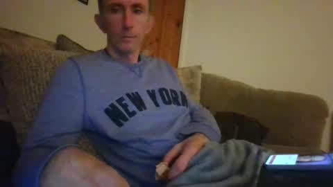 stuuuey73 online show from November 30, 10:36 pm